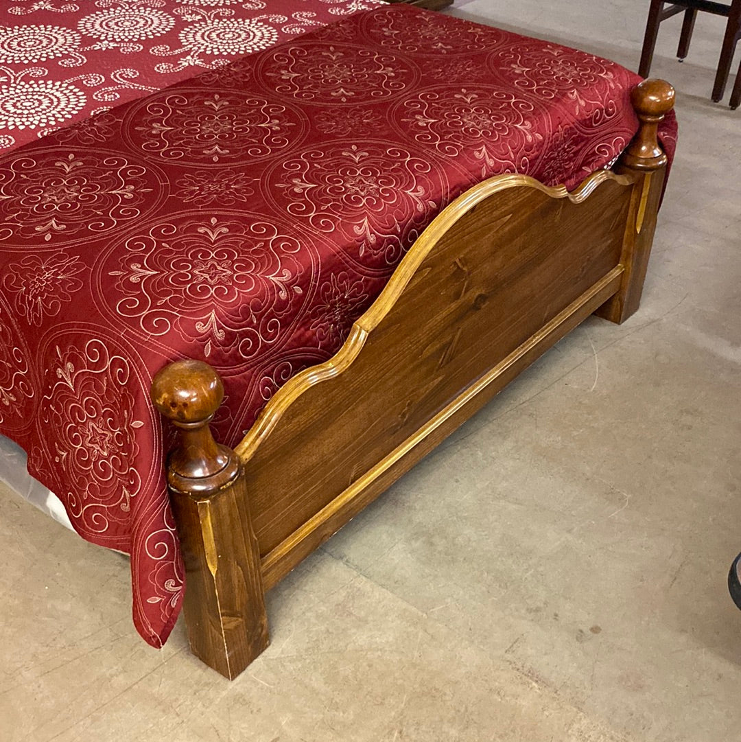 Wooden Q bed frame