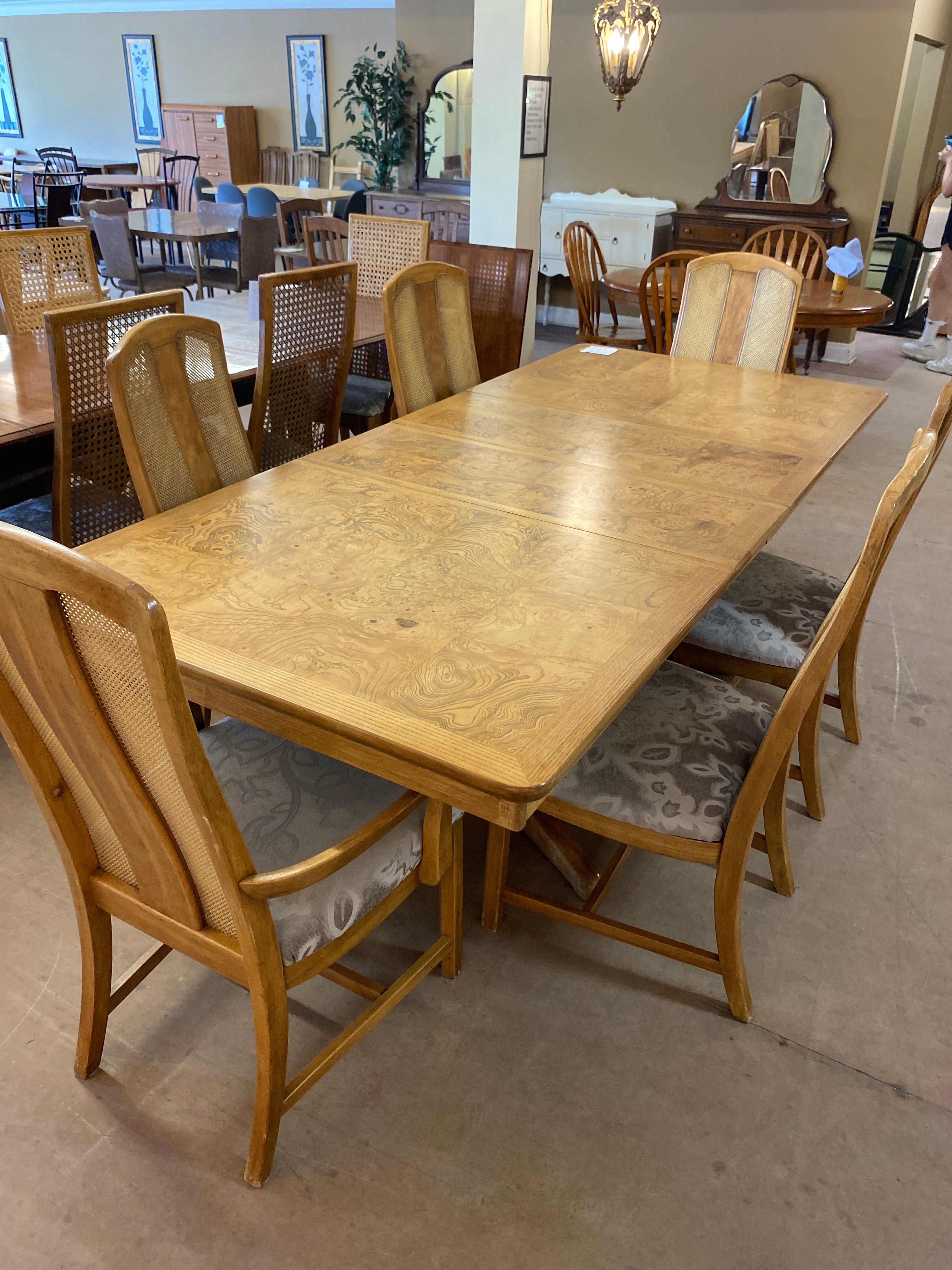 Bird’s eye maple and oak burl wood table 2 leaves and 6 chairs