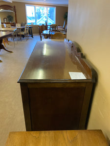 Side board