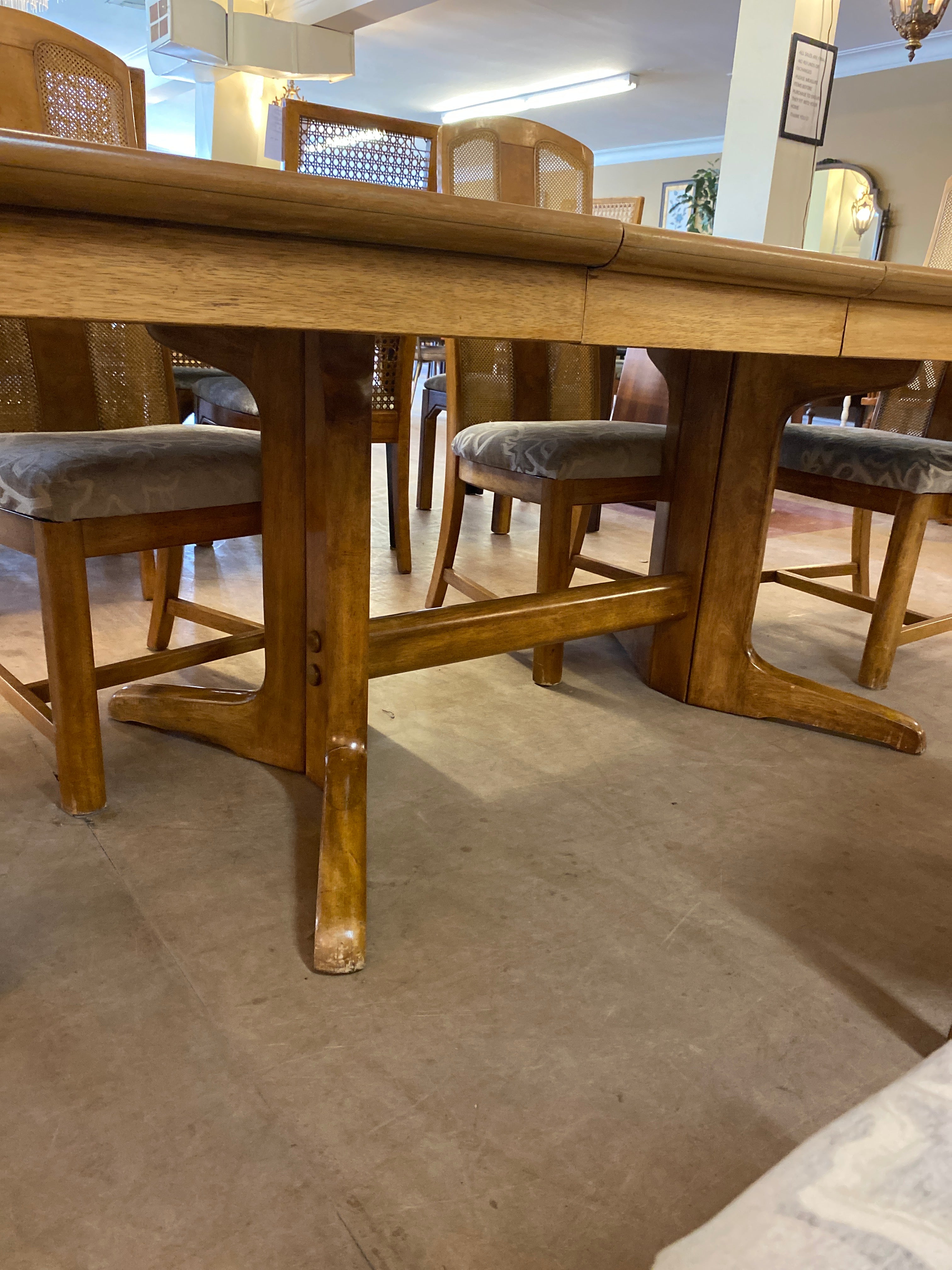 Bird’s eye maple and oak burl wood table 2 leaves and 6 chairs