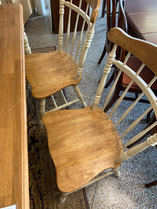 Maple cream painted table and 6 chairs