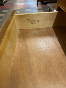 Dresser “Stanley”