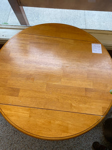 Drop leaf table and 2 chairs