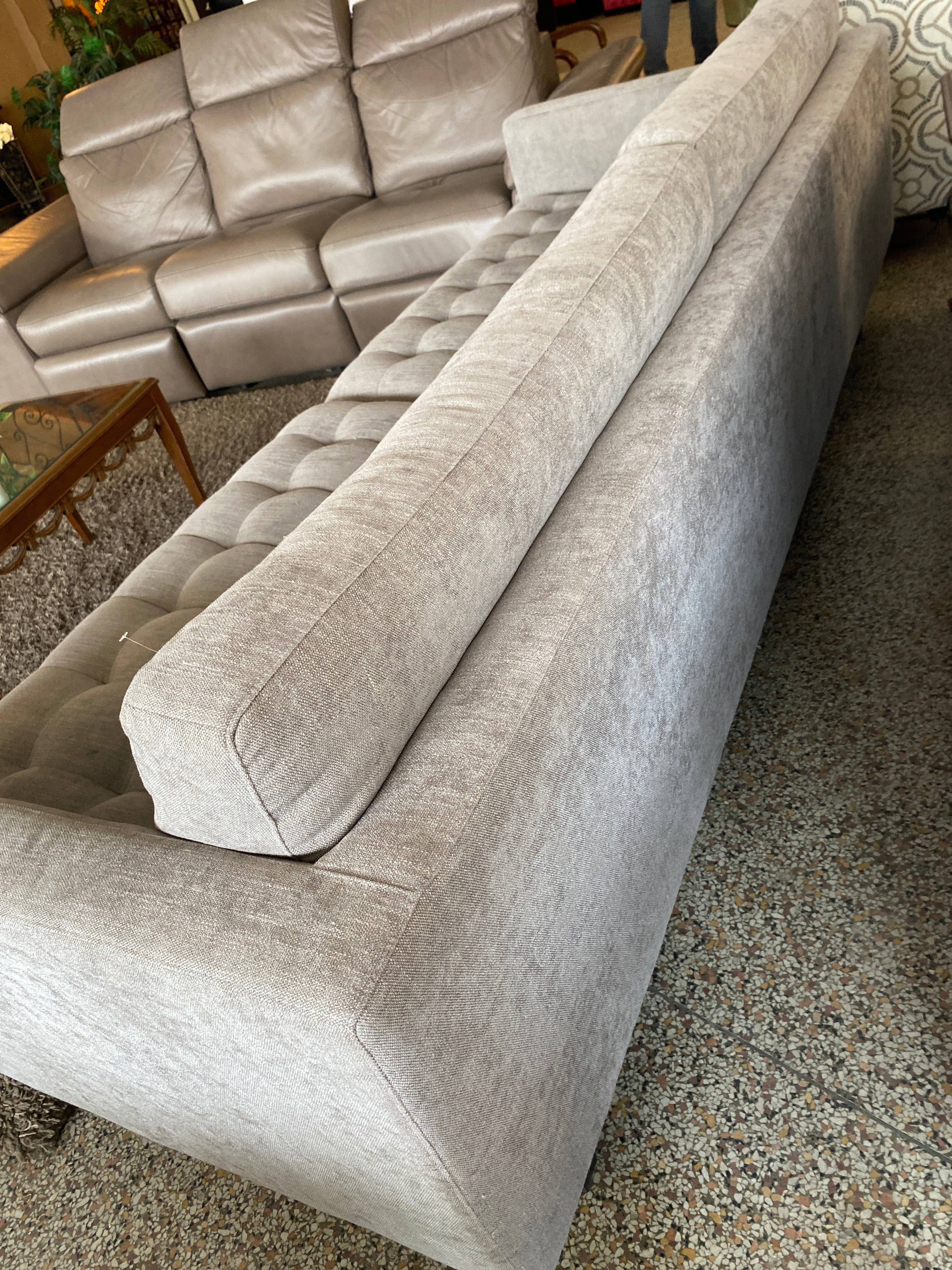 Bella Moda grey extra long couch