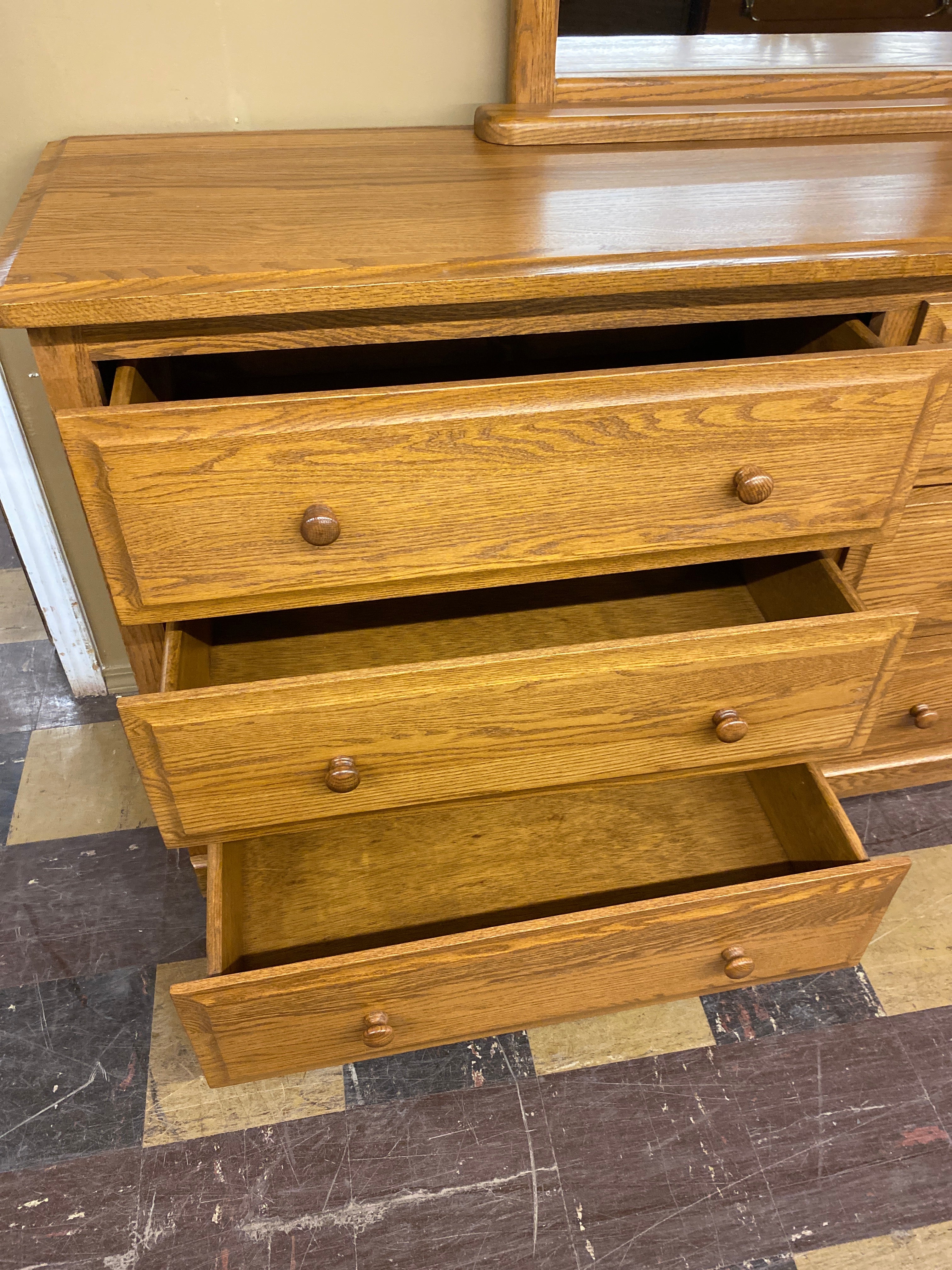 Oak dresser / mirror
