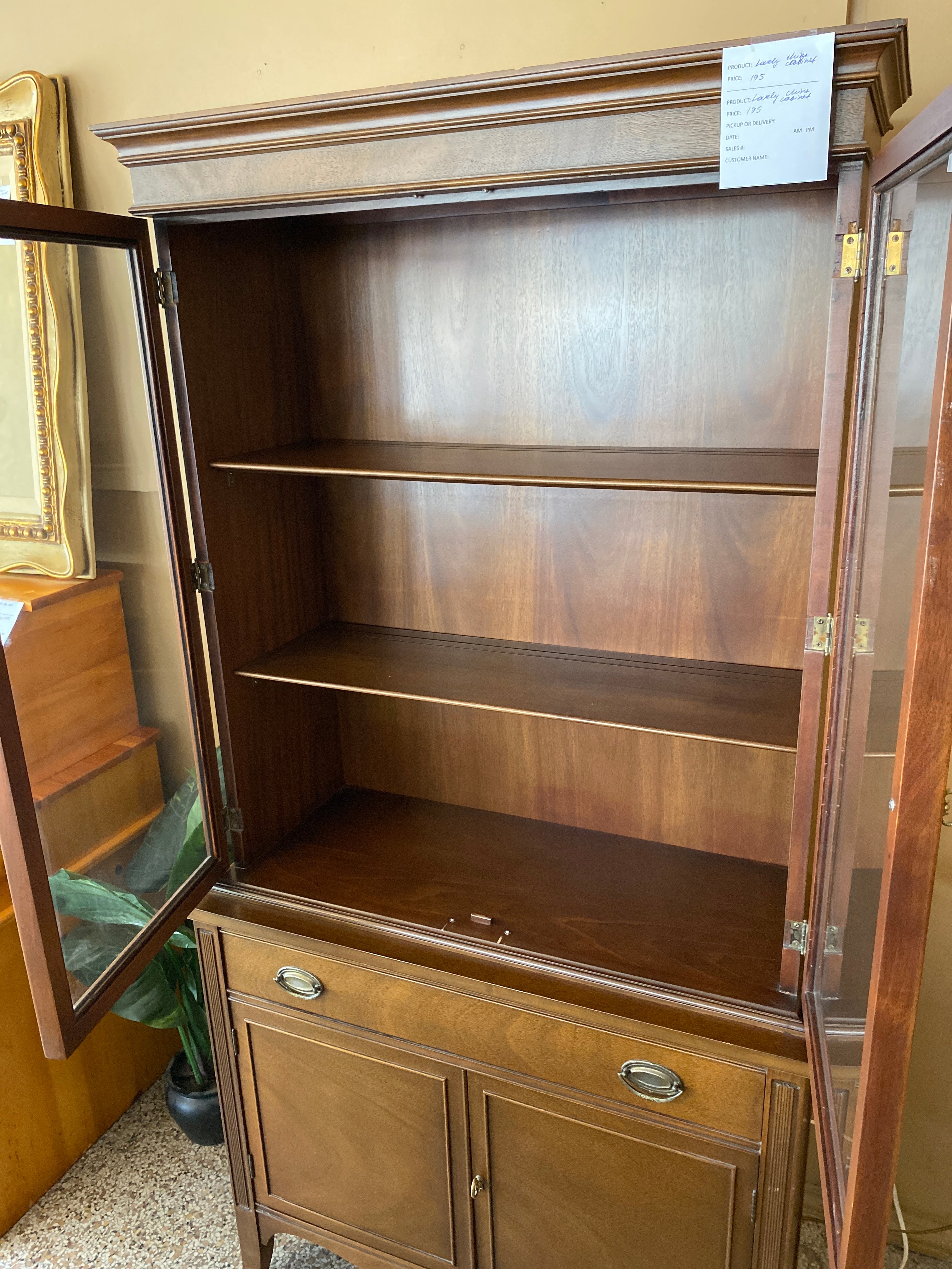 Lovely China cabinet