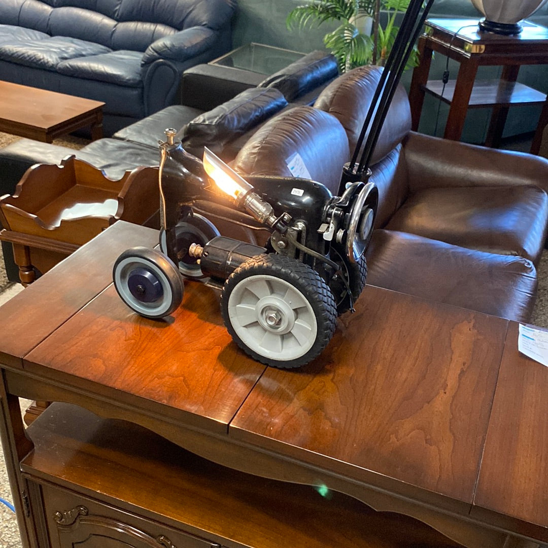 Sewing machine Tractor with lamp