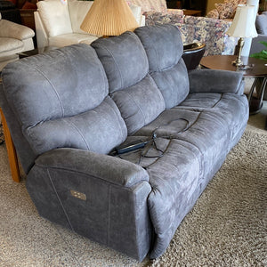 Double recliner sofa with usb