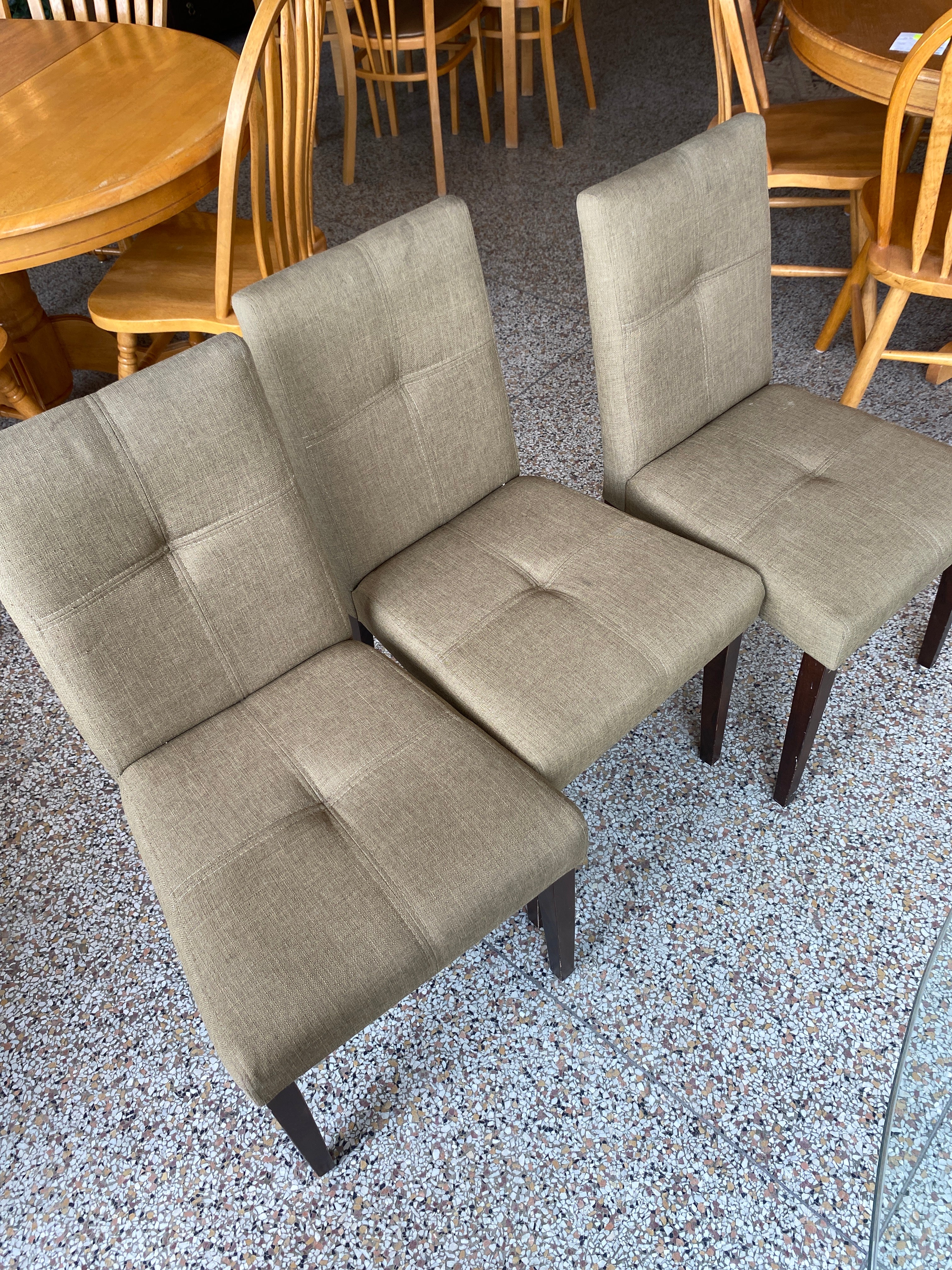 6 grey ( greenish ) chairs