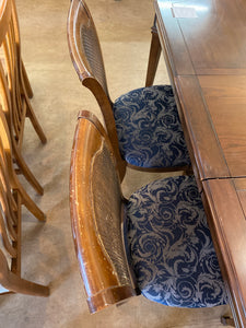 Dining table 2 leaves 6 chairs