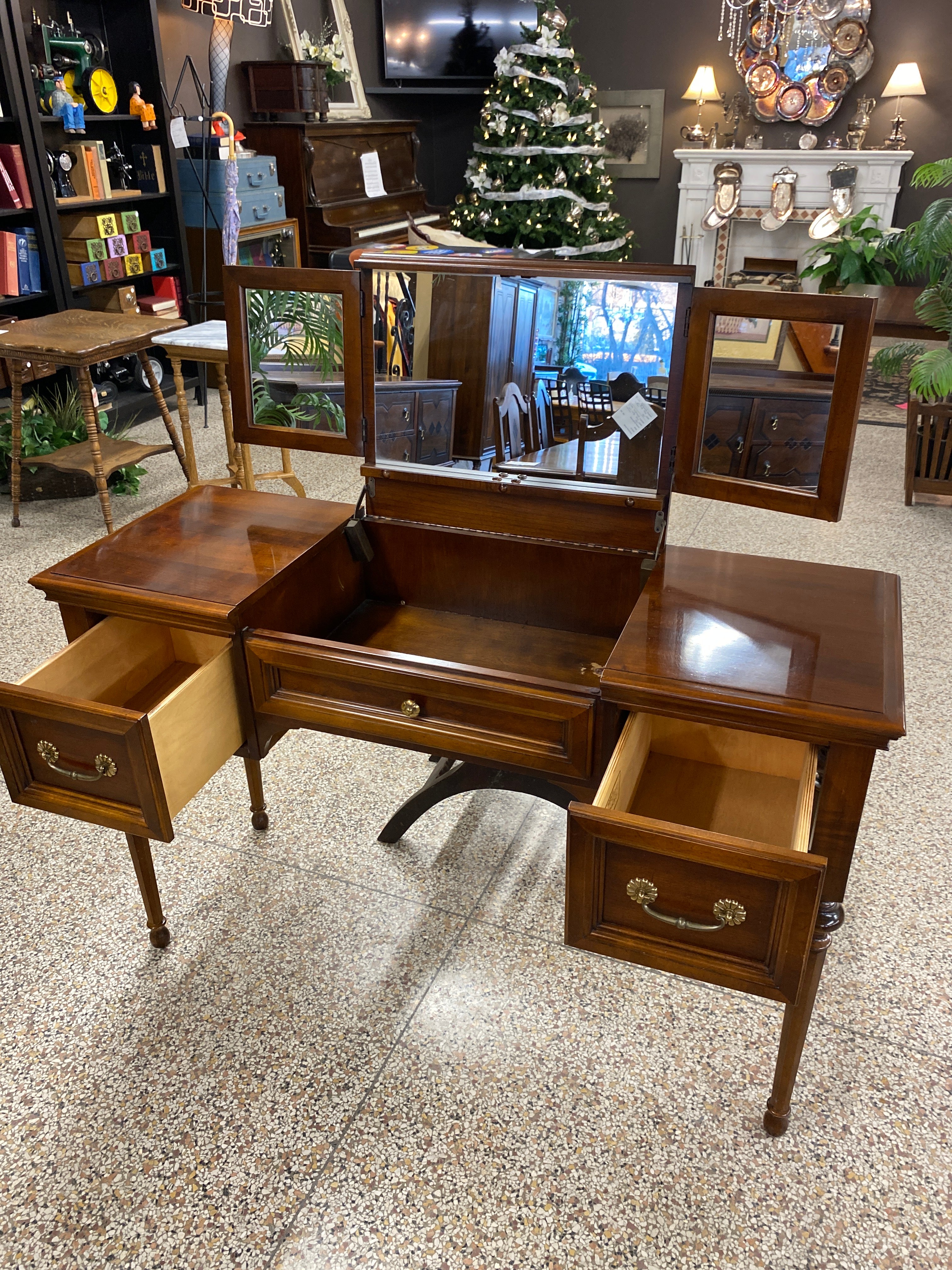 Beautiful vanity with open-up mirror