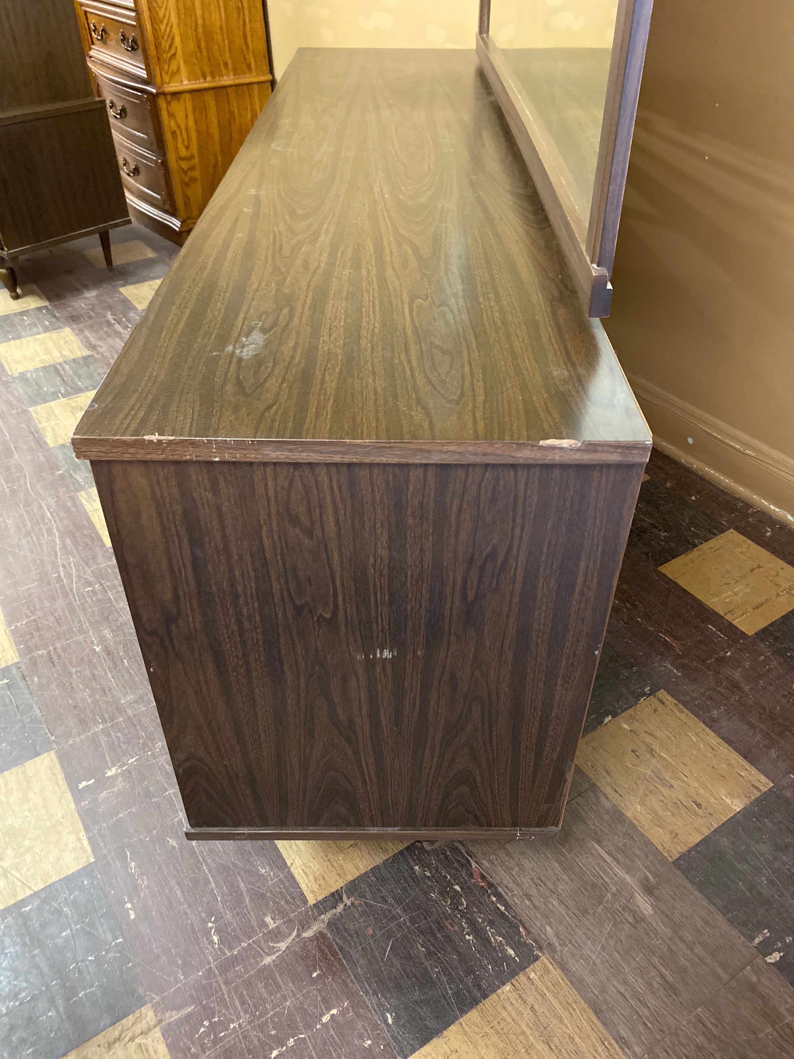 Dresser huge mirror