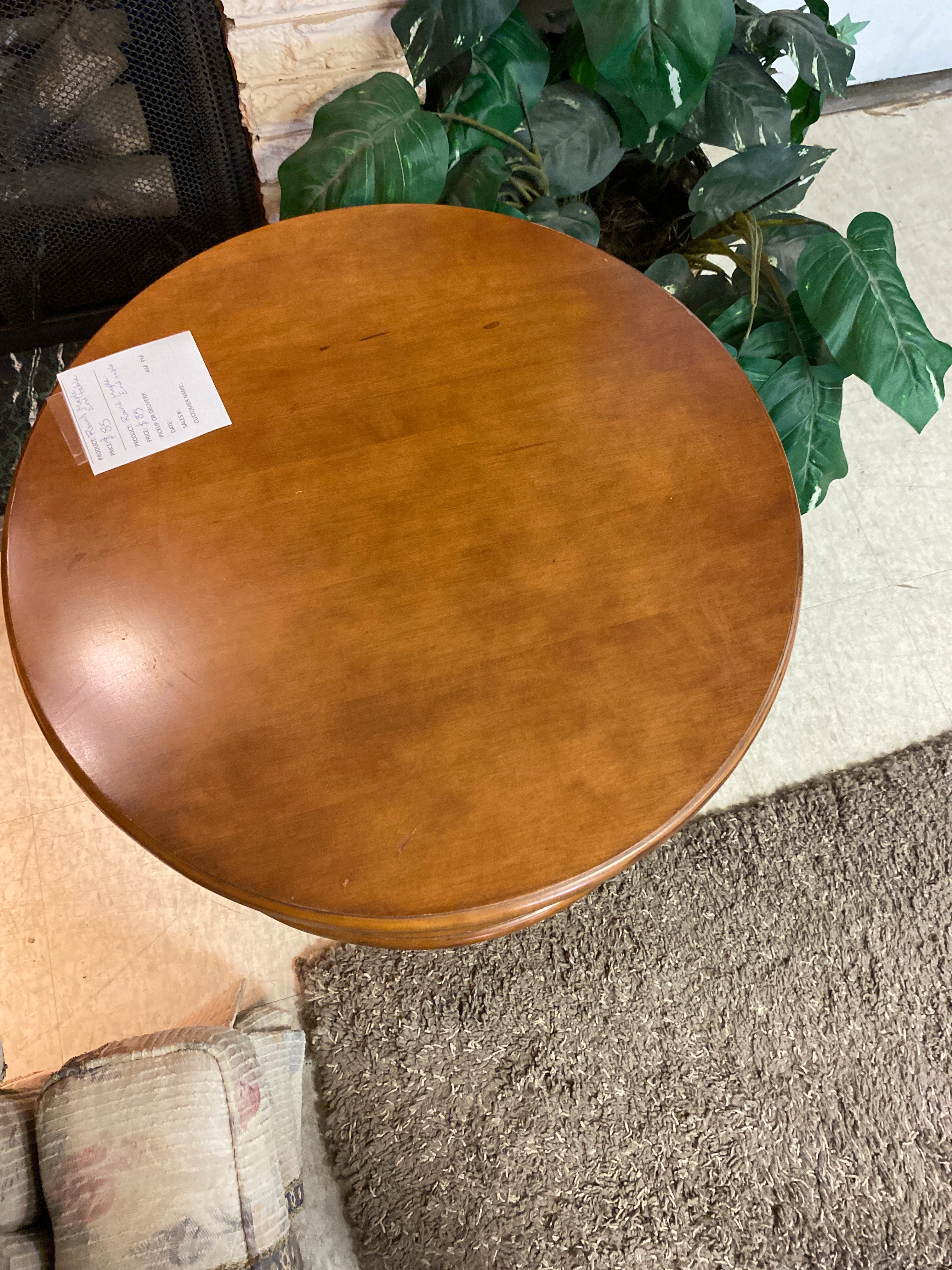 Round maple end table