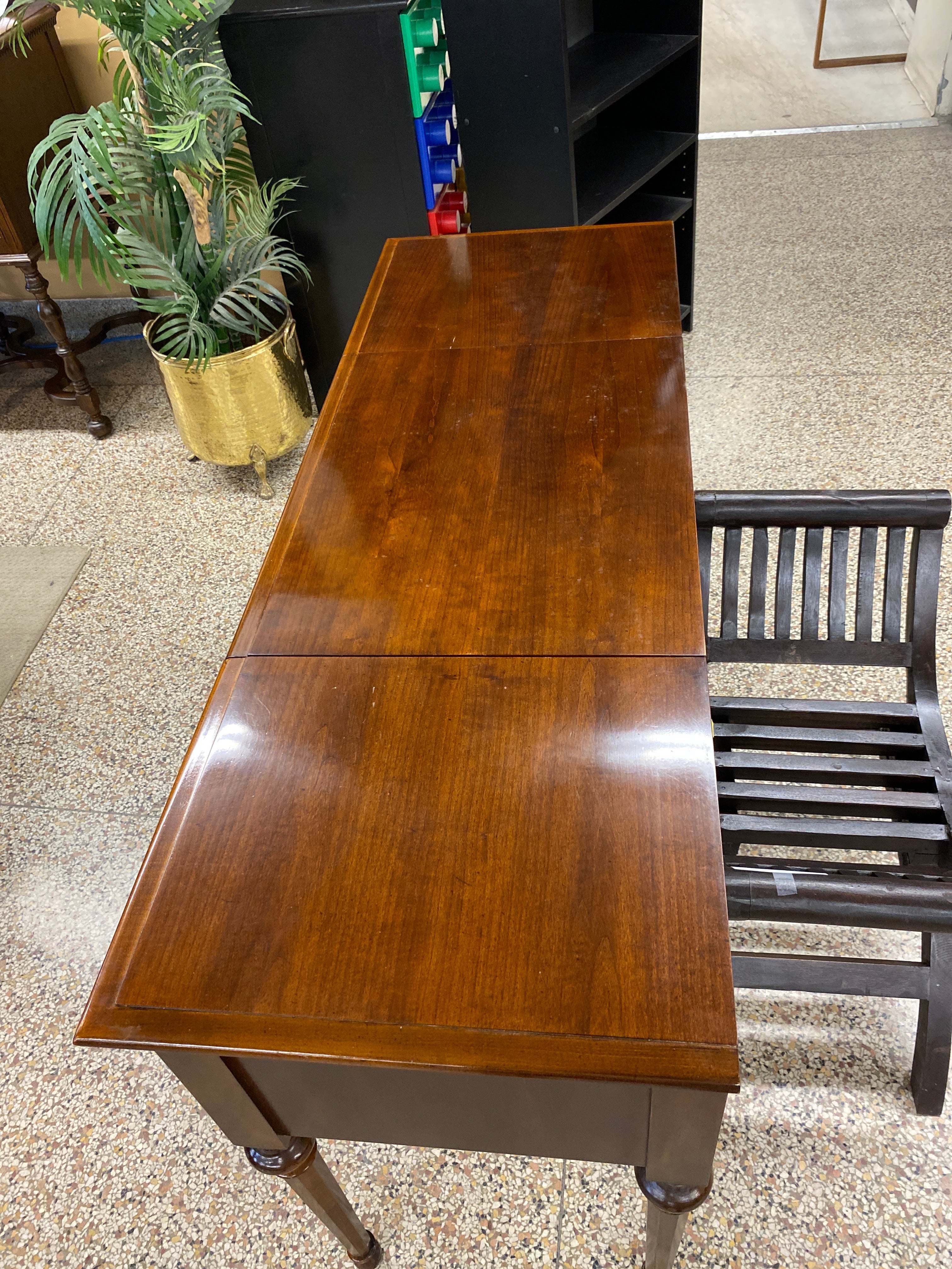 Beautiful vanity with open-up mirror