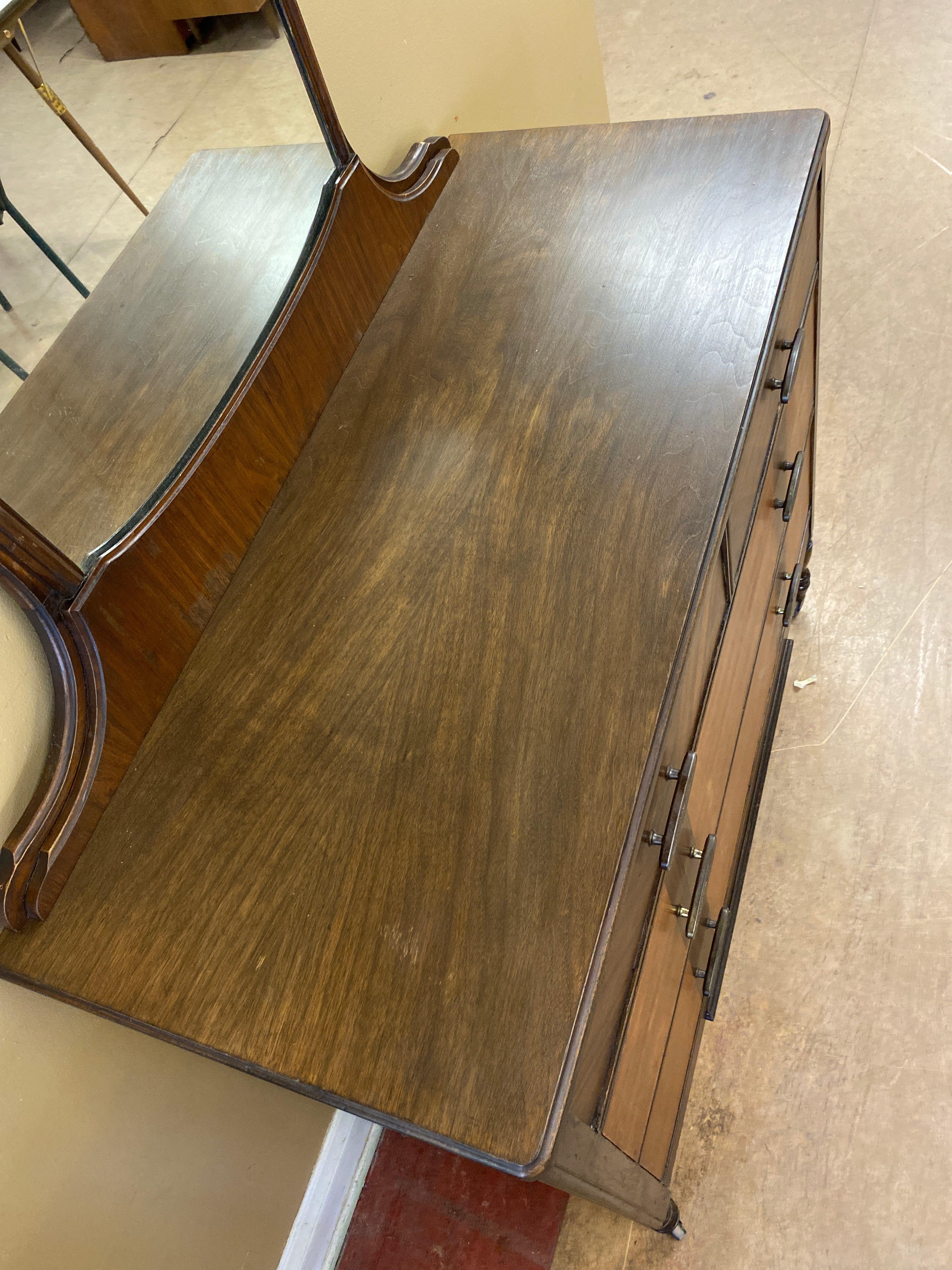 Antique dresser / mirror