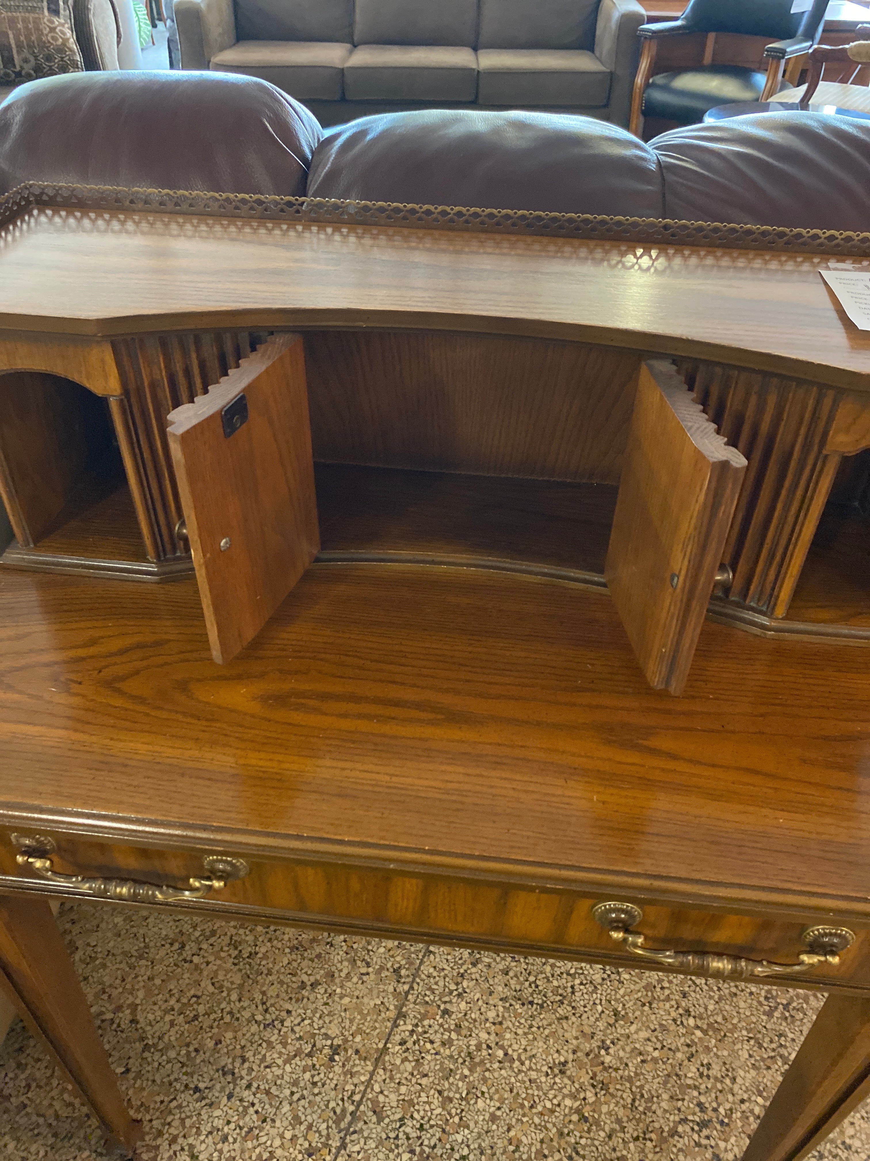 Adorable secretary desk