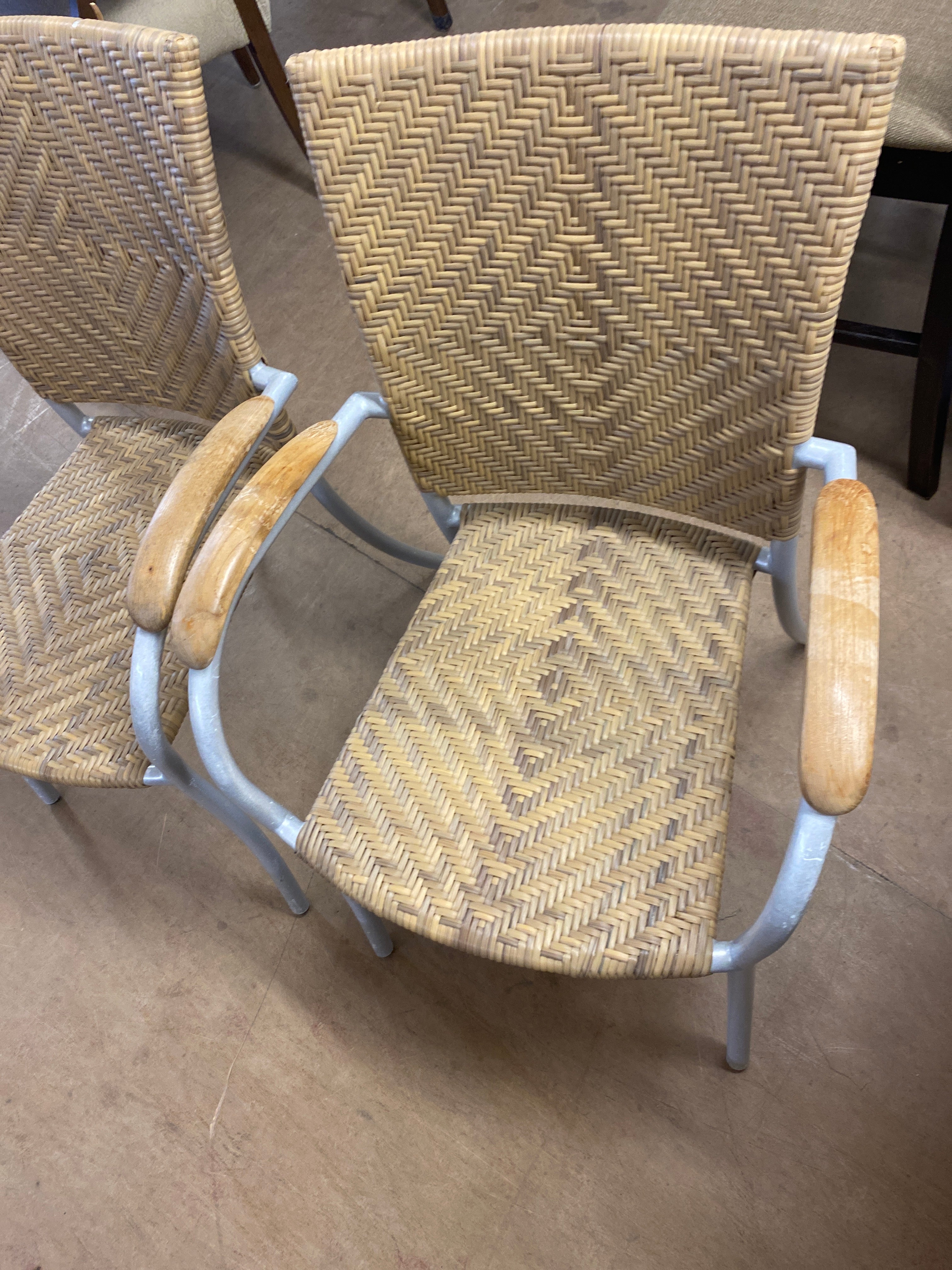 2 rattan chairs