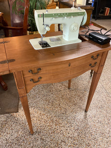 Singer sewing machine