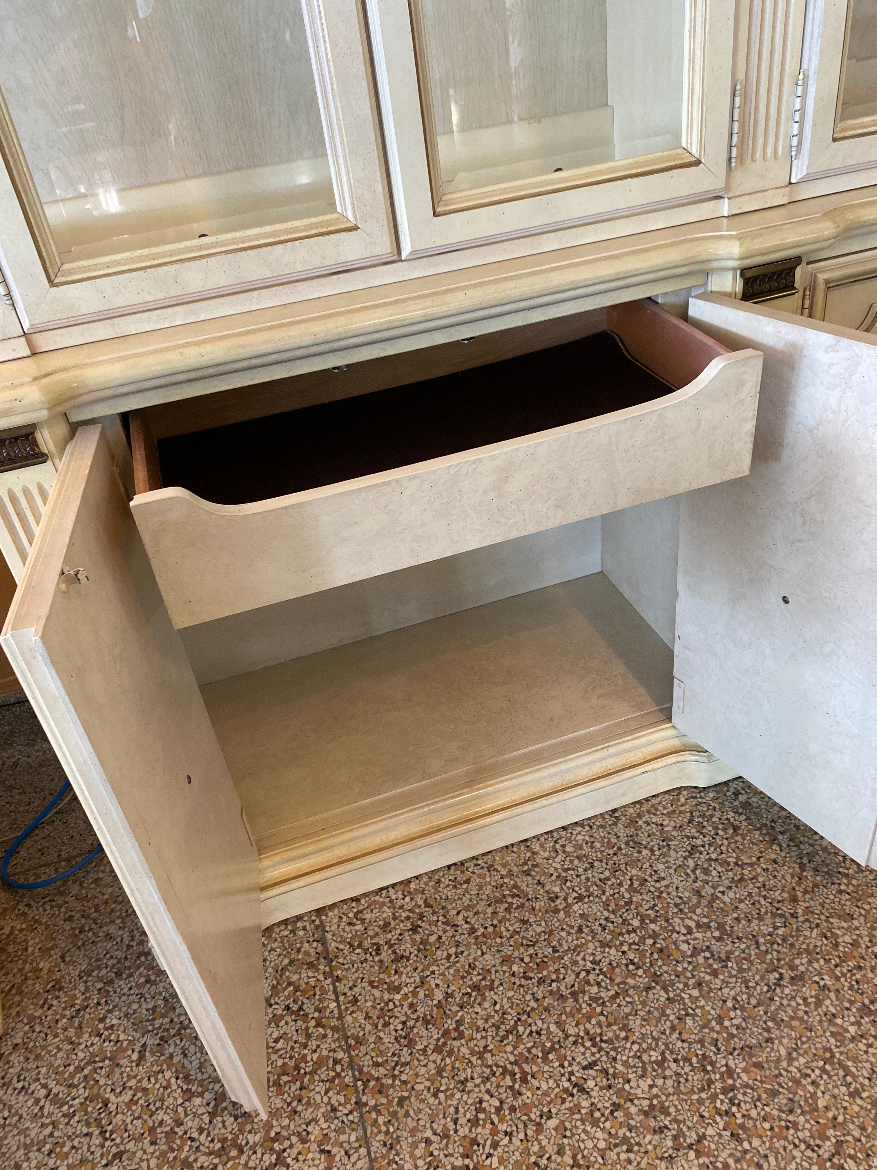 Creamy China cabinet