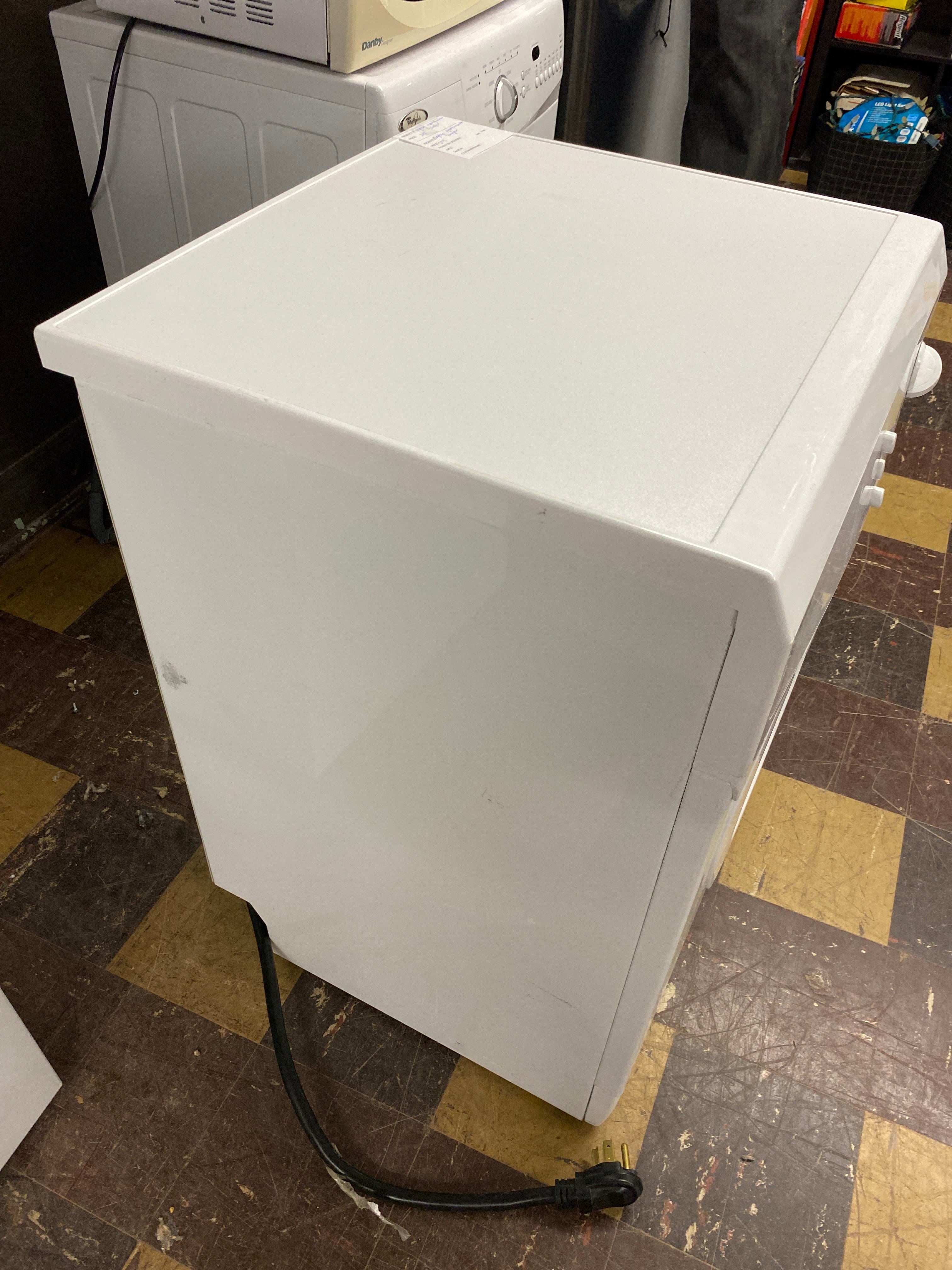 Maytag apartments dryer