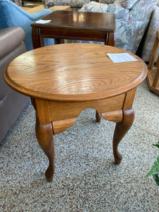 Curvy end table