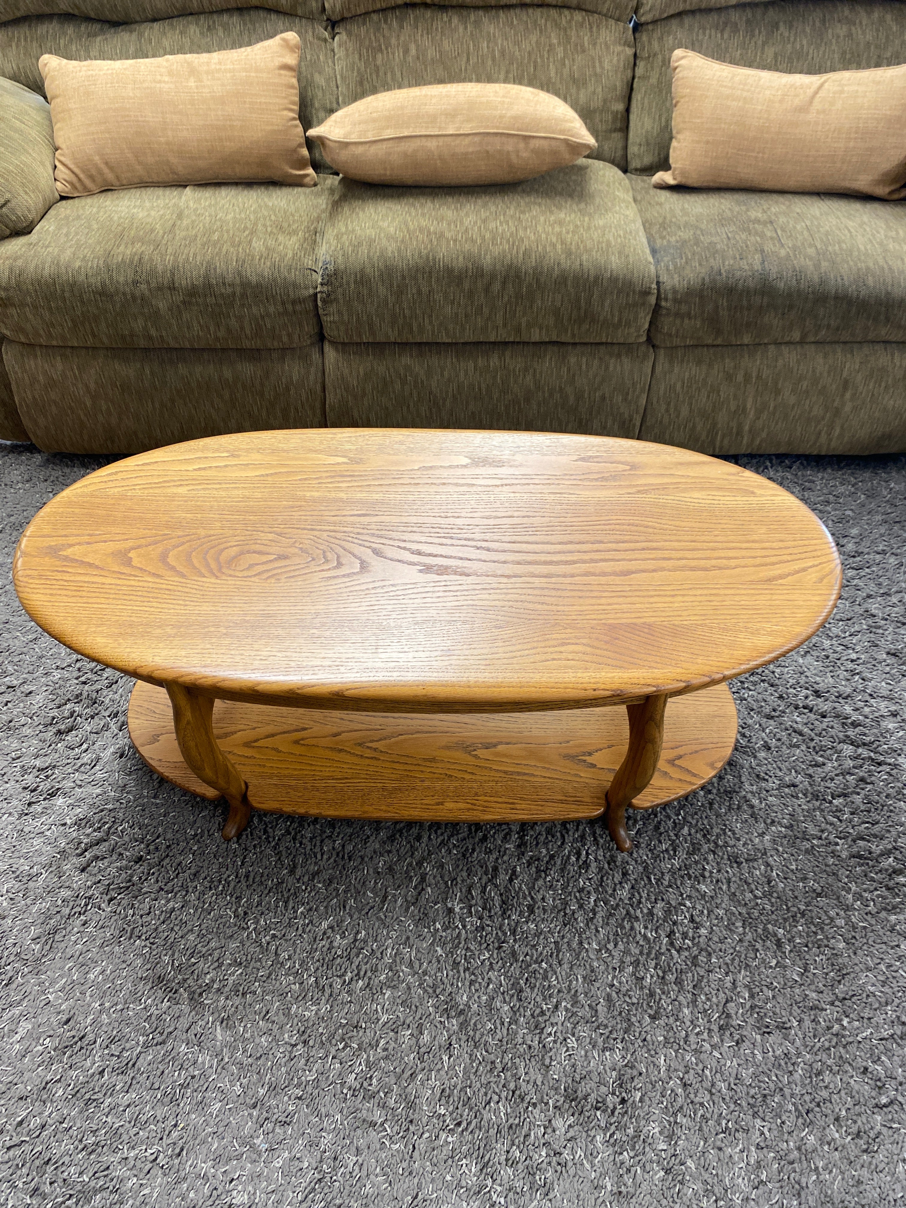 Wooden coffee table ( oval )