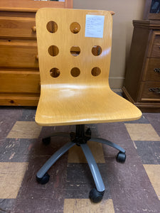 Play wood office chair