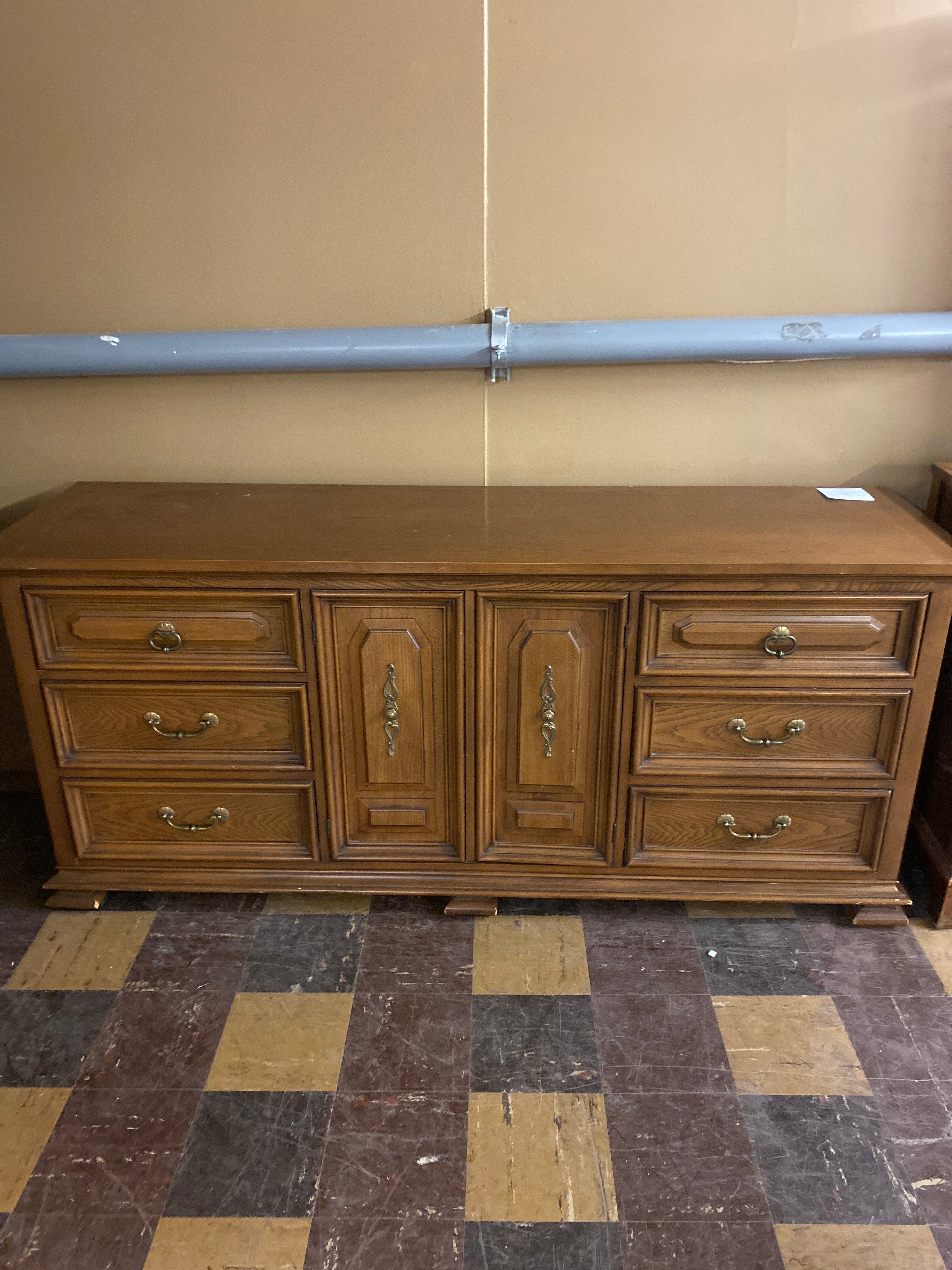 Knechtel long dresser