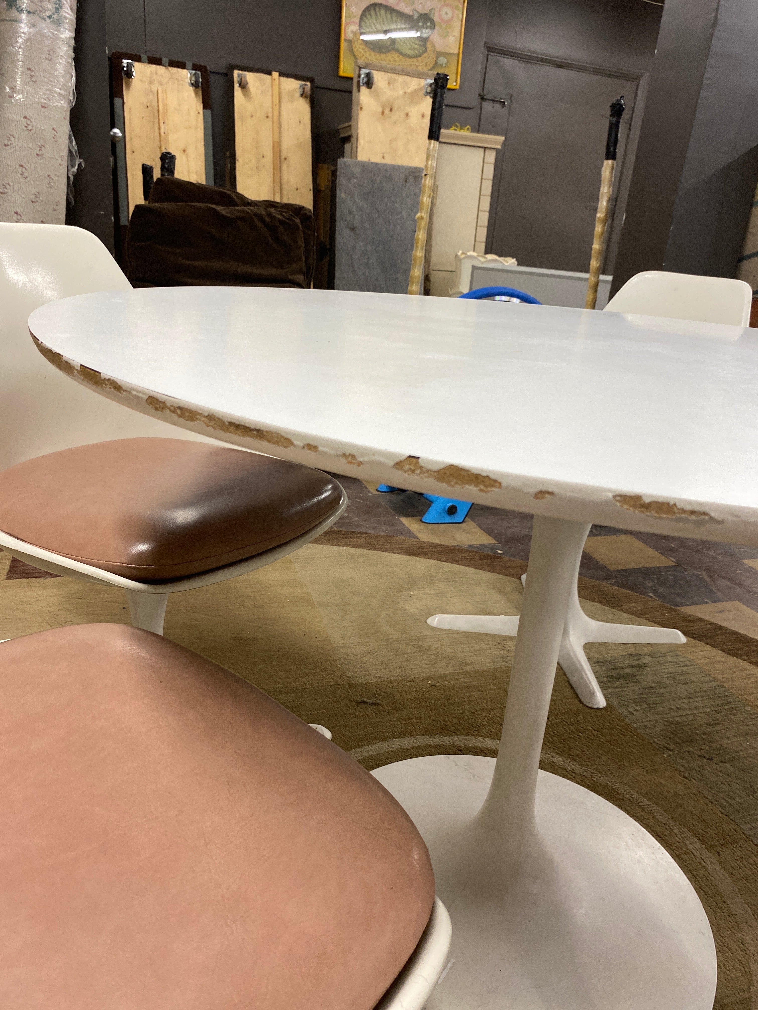 MCM 1960s BURKE table and 5 chairs – Furniture Thrift Store