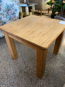 Oak end table