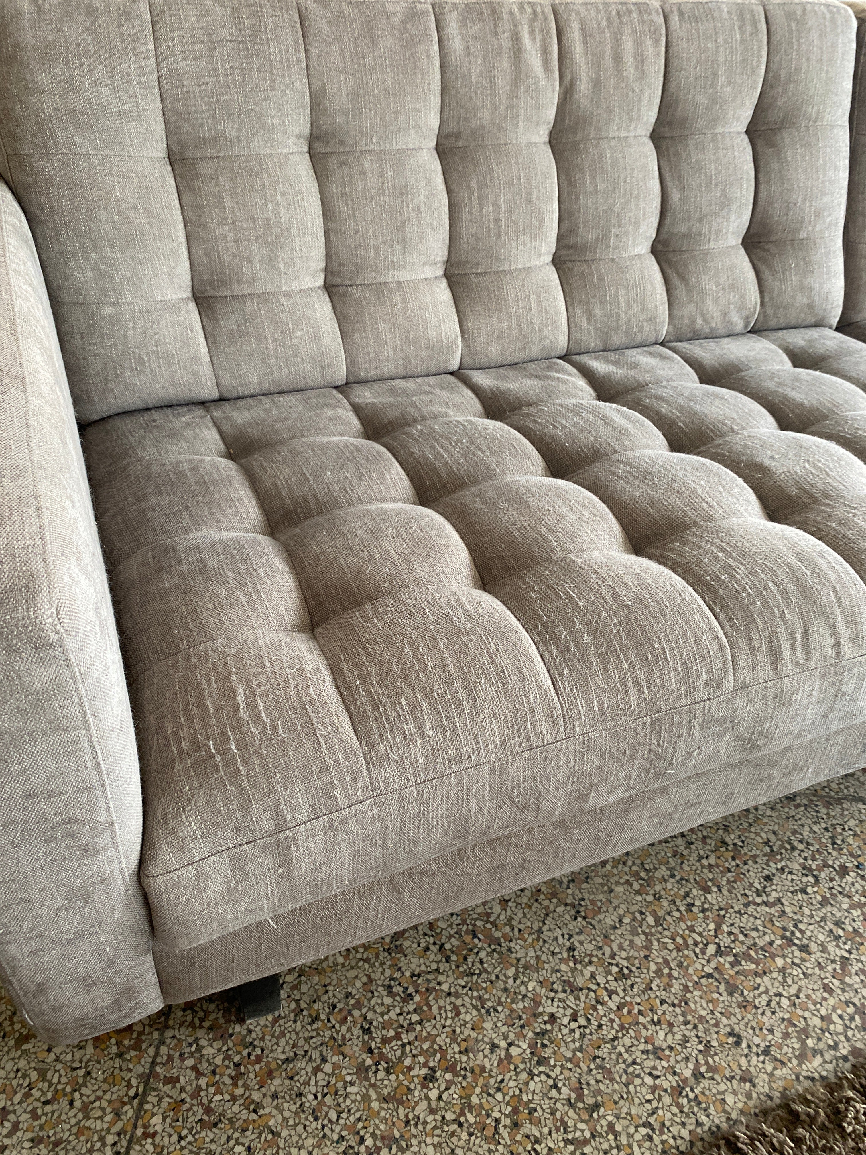 Bella Moda grey extra long couch