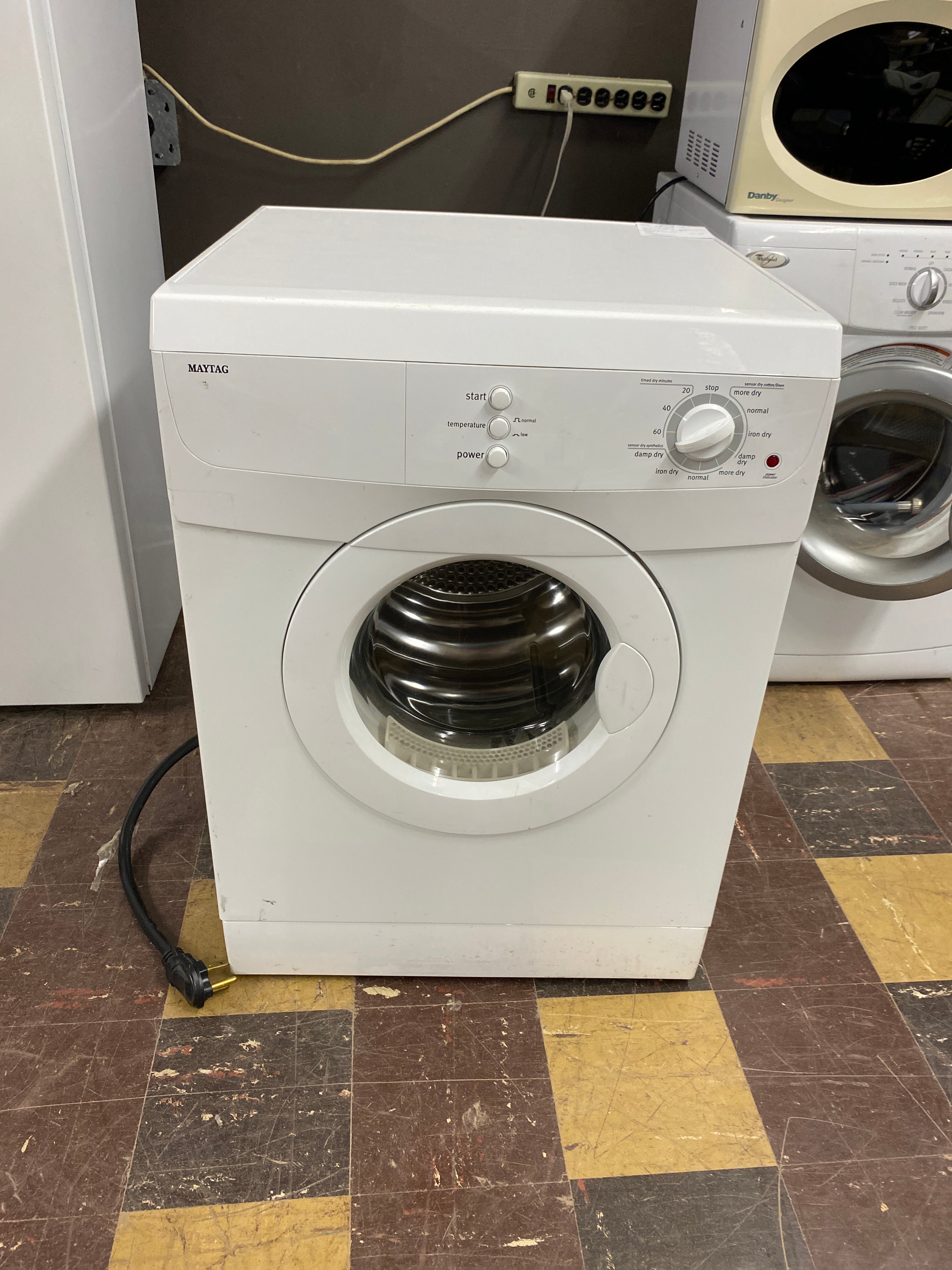 Maytag apartments dryer
