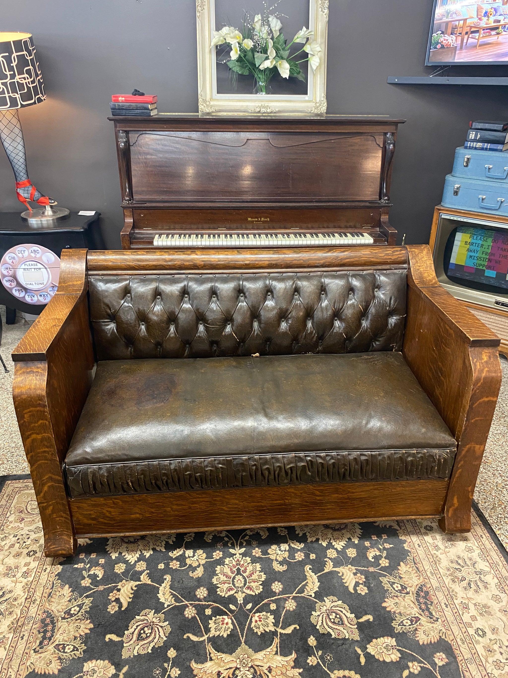 ANTIQUES – Furniture Thrift Store