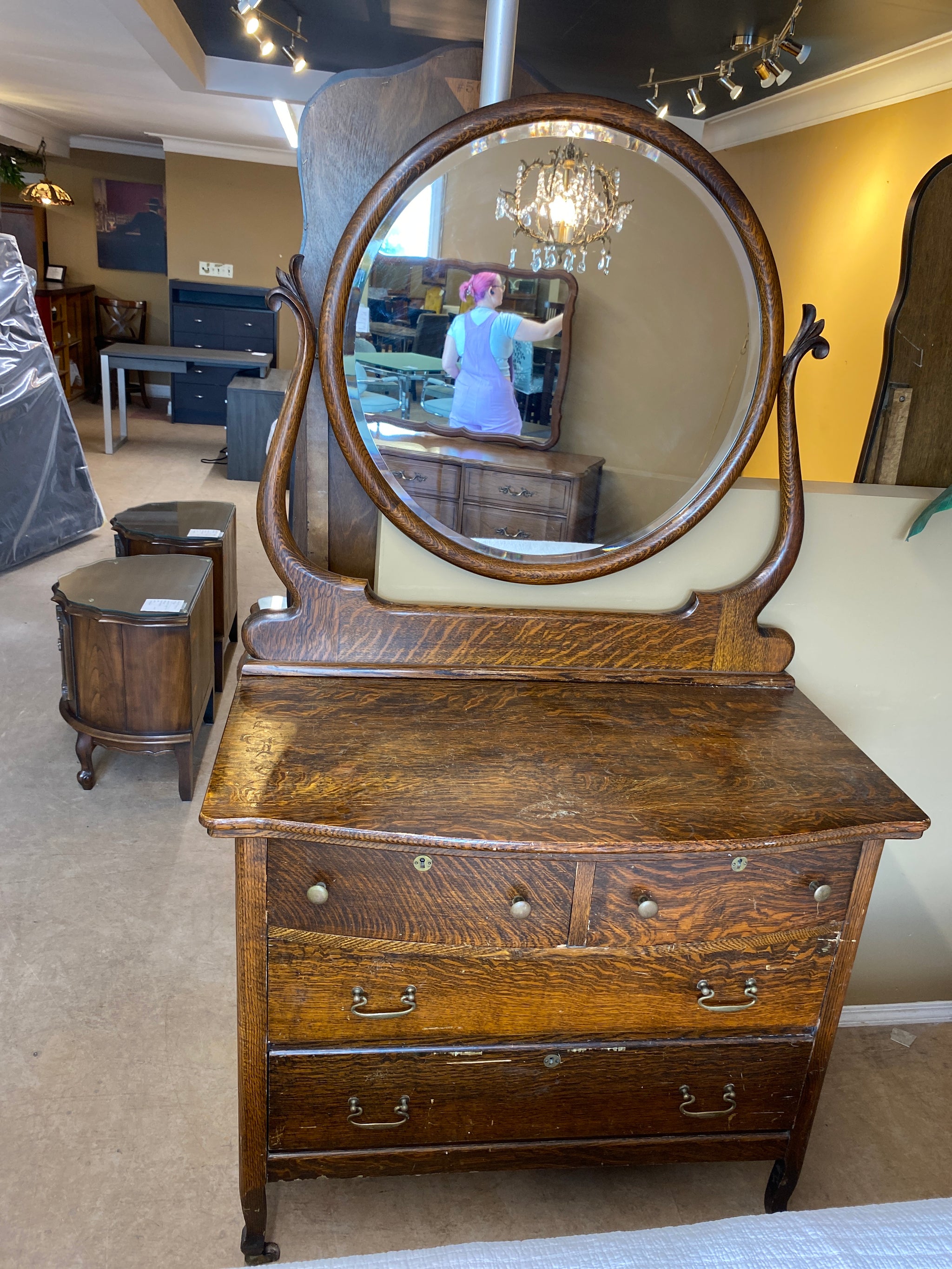 アンテーク　家具 ANTIQUES – Furniture Thrift Store