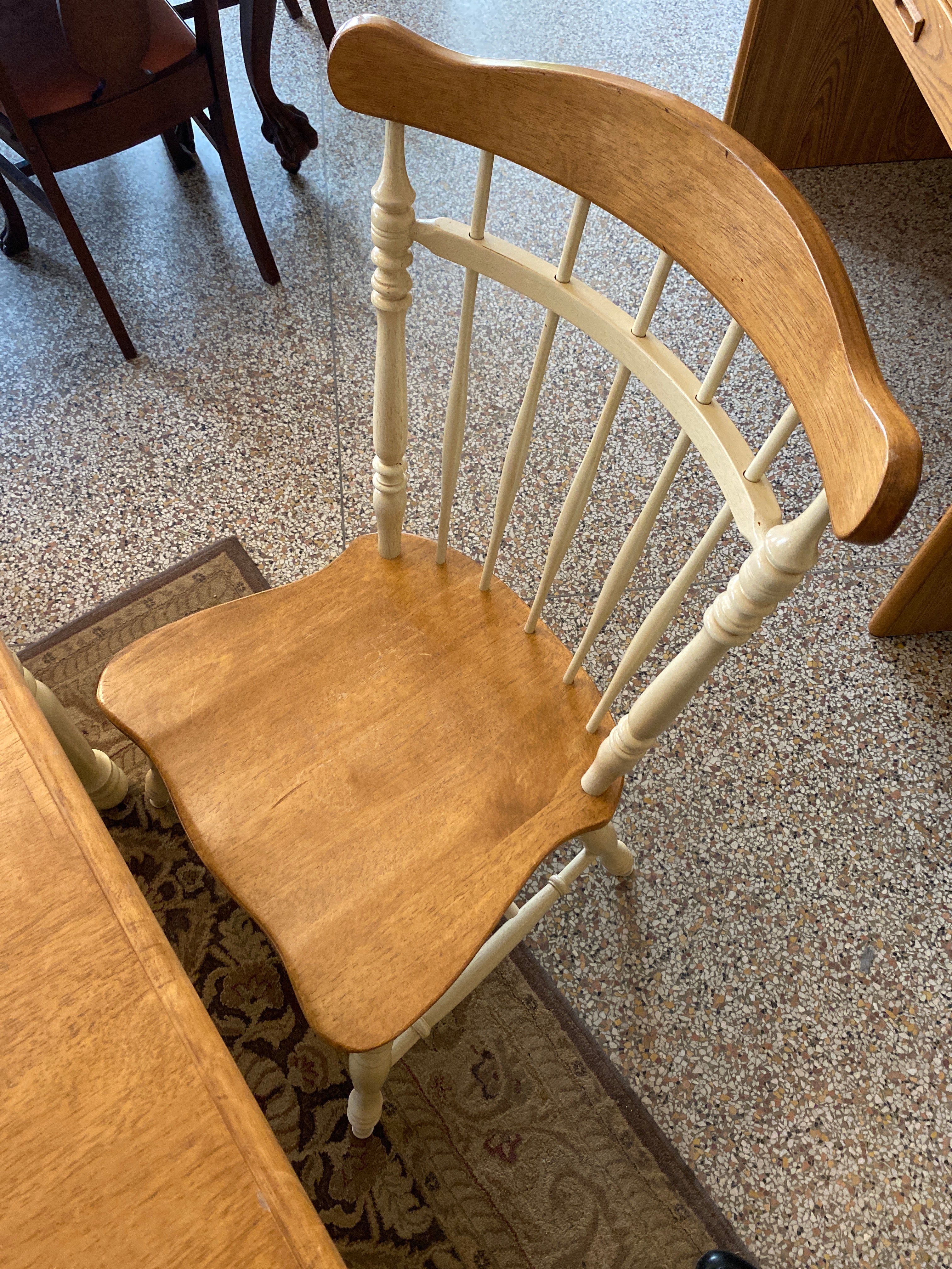 Maple cream painted table and 6 chairs