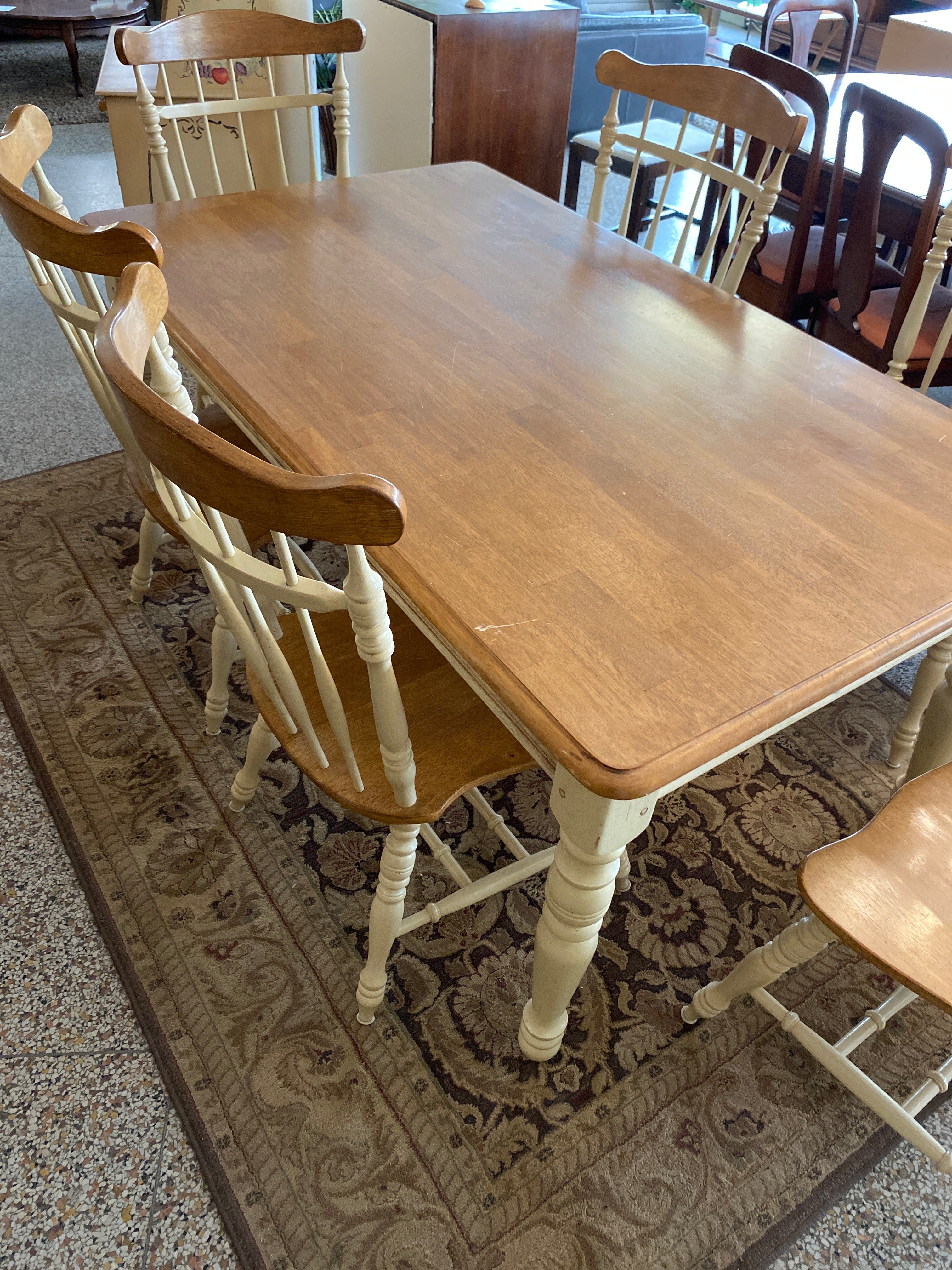 Maple cream painted table and 6 chairs