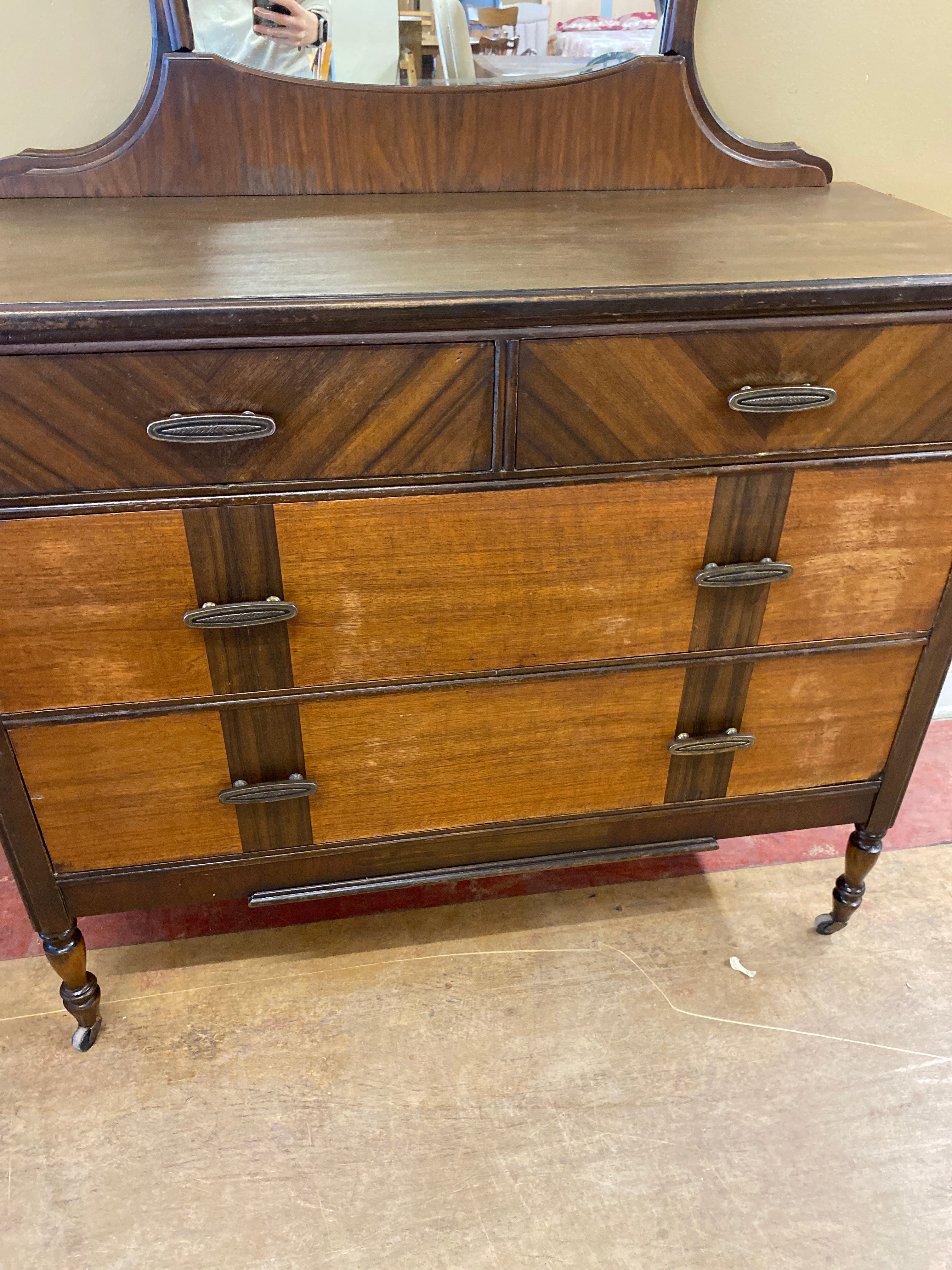 Antique dresser / mirror