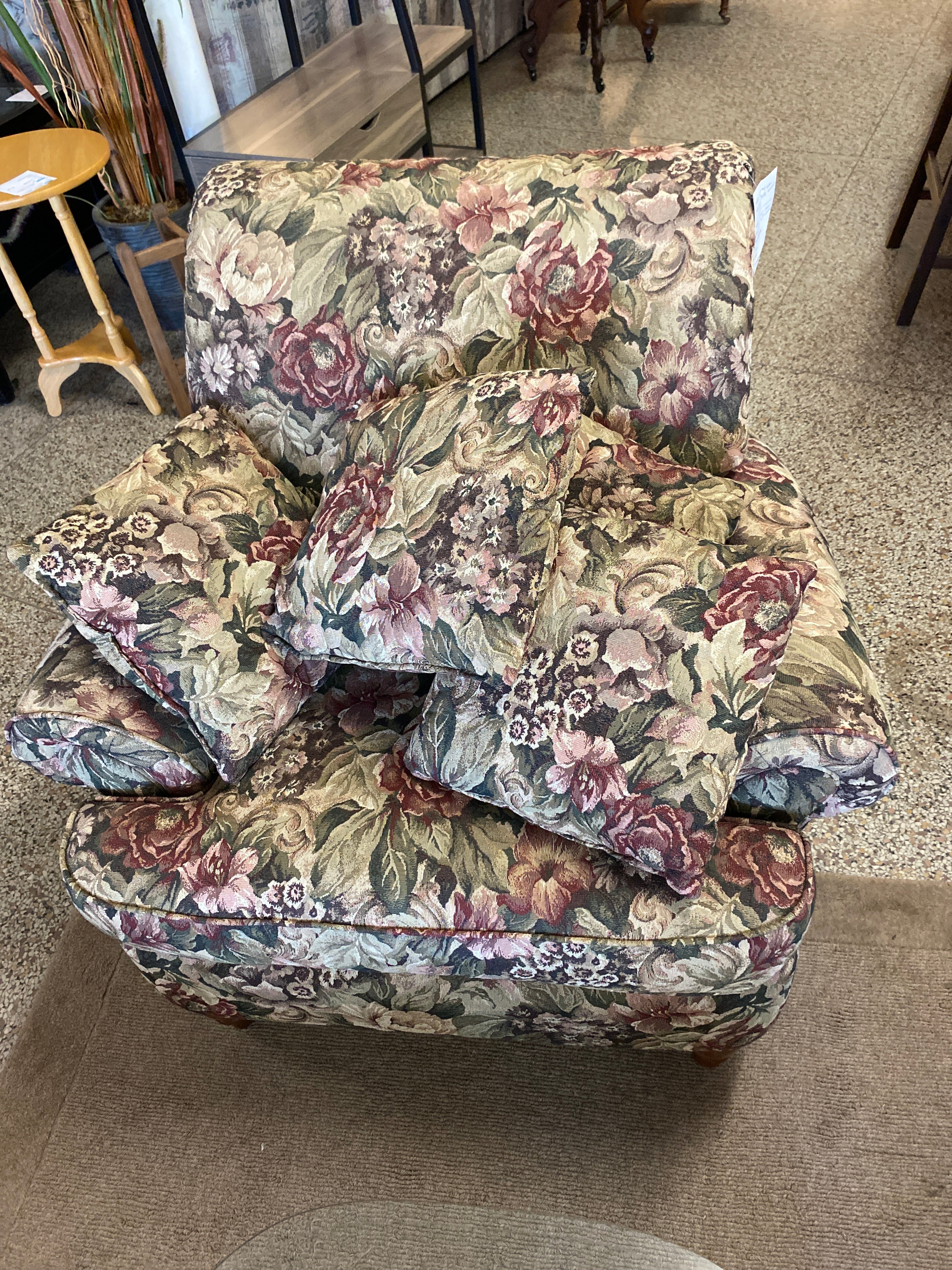 Floral chair with cushions